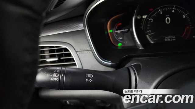 Renault Korea SM6 2016 — photo 27