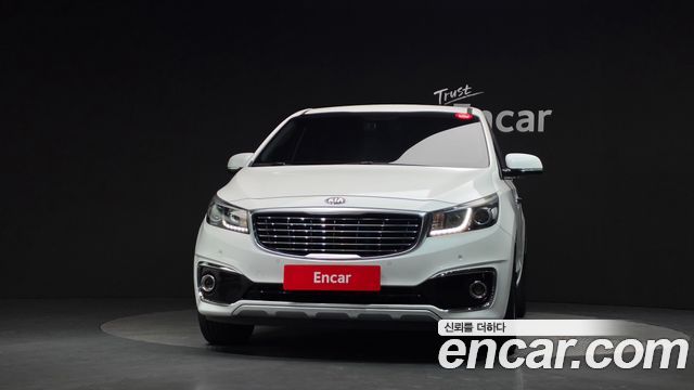 Kia Canival 2016 — photo 3