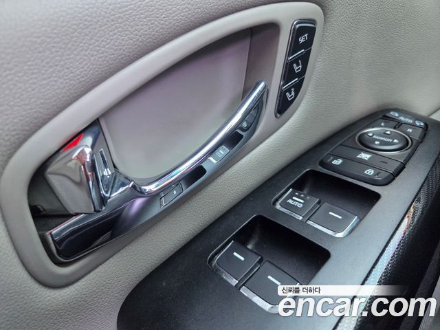 Kia Canival 2016 — photo 16