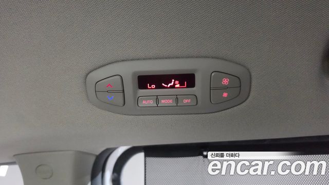 Kia Canival 2016 — photo 17