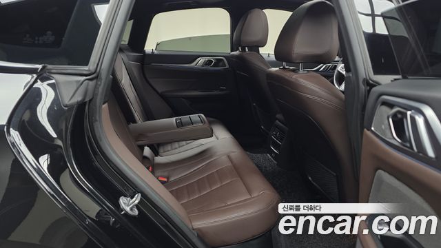 BMW i4 2023 — photo 16