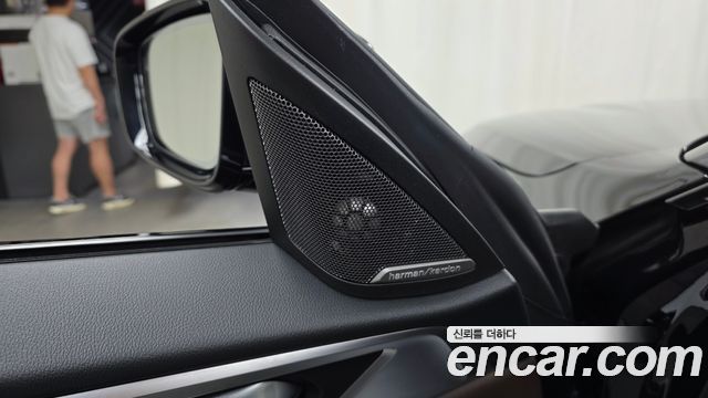BMW i4 2023 — photo 28