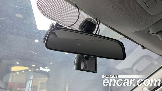 Hyundai Starex 2017 — photo 19