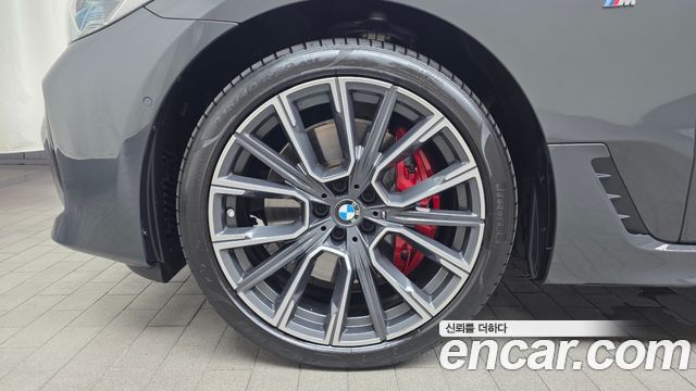 BMW Gran Turismo 2024 — photo 5