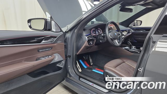 BMW Gran Turismo 2024 — photo 13