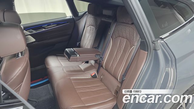 BMW Gran Turismo 2024 — photo 18
