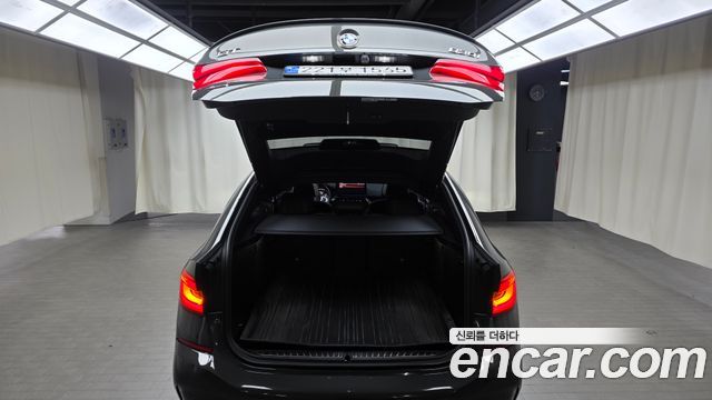 BMW Gran Turismo 2024 — photo 23