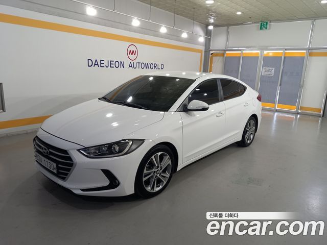 Hyundai AVANTE 2018 — photo 2
