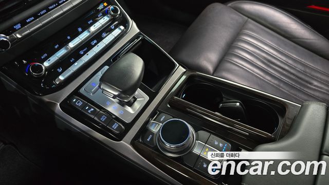 Genesis EQ900 2017 — photo 12