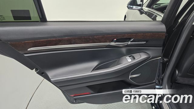 Genesis EQ900 2017 — photo 15