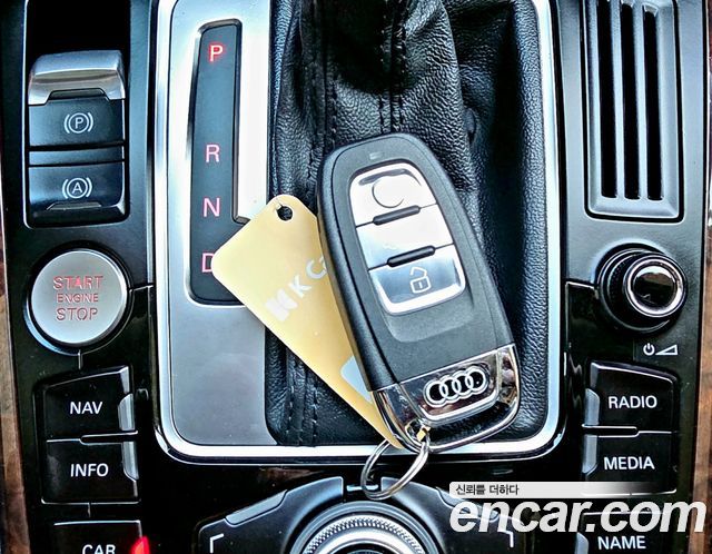 Audi A5 2010 — photo 20