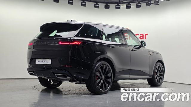 Land Rover Range Rover Sport 2026 — photo 2