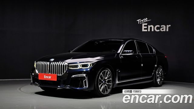 BMW 7-Series 2021 — photo 1