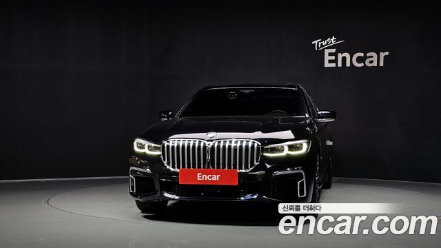 BMW 7-Series 2021 — photo 3