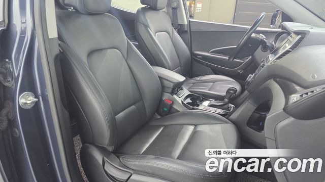 Hyundai Santafe 2018 — photo 24