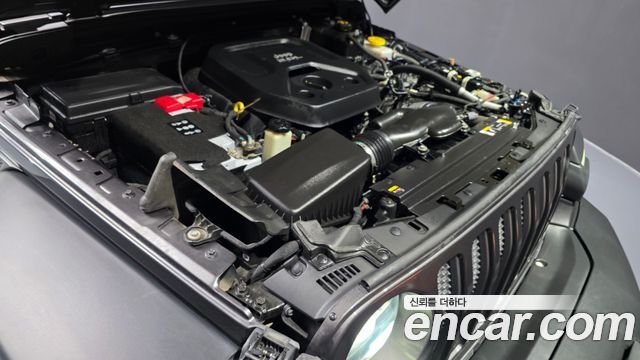 Jeep Wrangler 2022 — photo 6