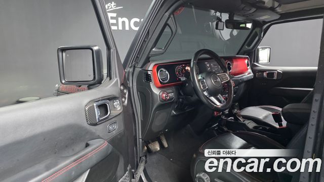 Jeep Wrangler 2022 — photo 13