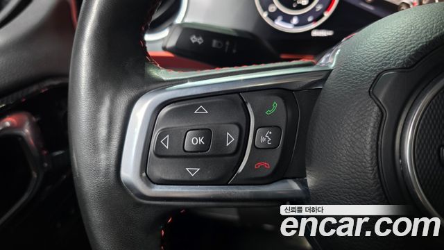 Jeep Wrangler 2022 — photo 30