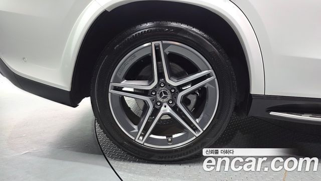 Mercedes-Benz GLS-Class 2022 — photo 5