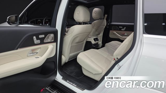Mercedes-Benz GLS-Class 2022 — photo 18