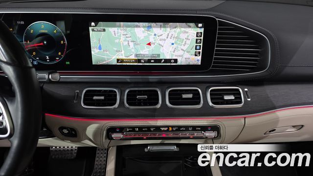 Mercedes-Benz GLS-Class 2022 — photo 19