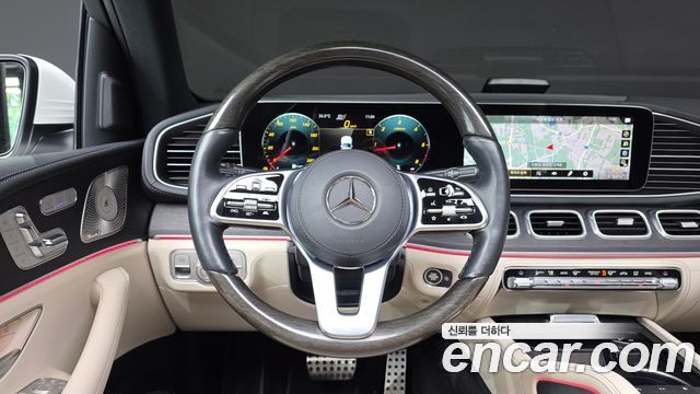 Mercedes-Benz GLS-Class 2022 — photo 20