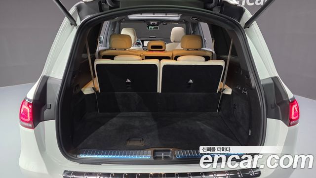Mercedes-Benz GLS-Class 2022 — photo 25