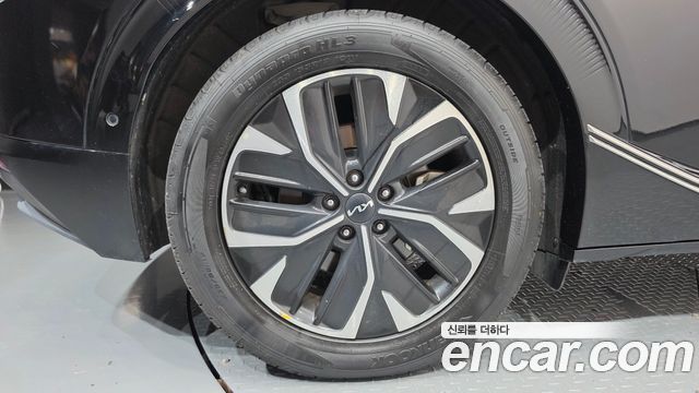 Kia EV6 2023 — photo 5