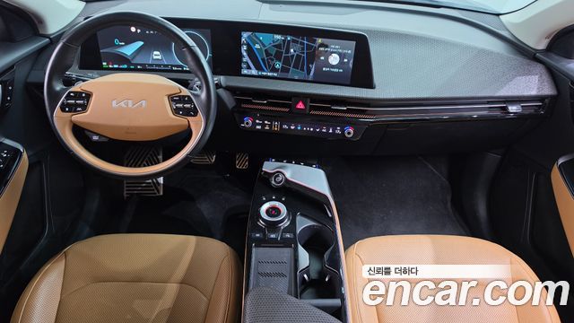 Kia EV6 2023 — photo 10