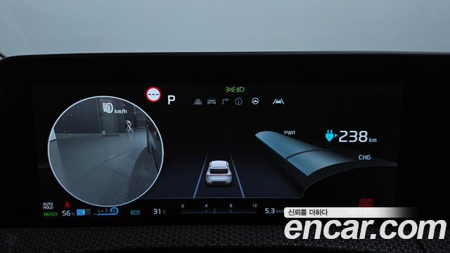 Kia EV6 2023 — photo 11