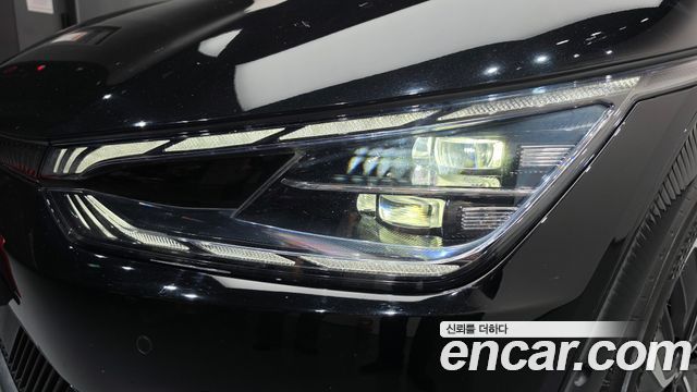 Kia EV6 2023 — photo 8