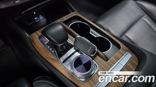 Kia K9 2023 — photo 12