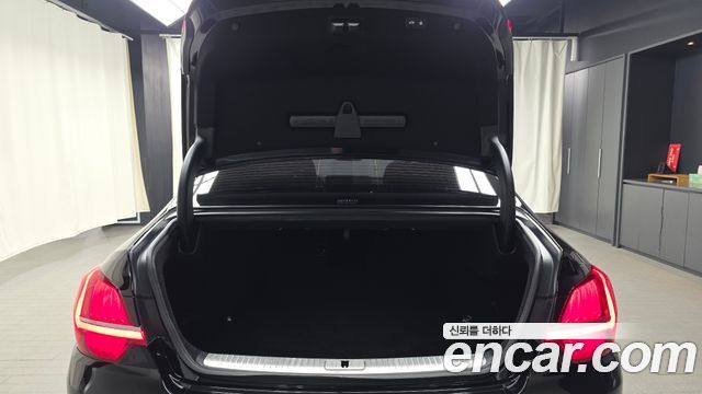 Kia K9 2023 — photo 23