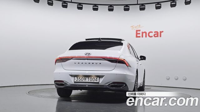 Hyundai Grandeur 2022 — photo 4