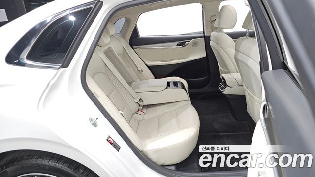 Hyundai Grandeur 2022 — photo 19