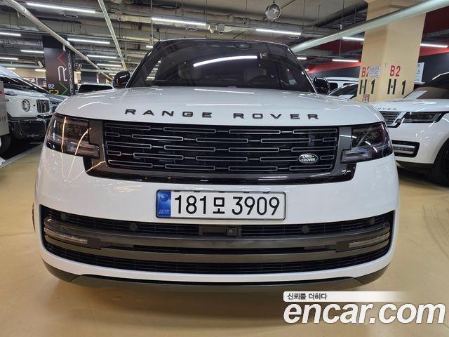 Land Rover Range Rover 2023 — photo 2