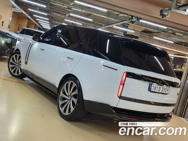 Land Rover Range Rover 2023 — photo 4