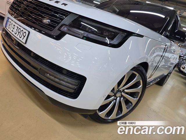 Land Rover Range Rover 2023 — photo 12