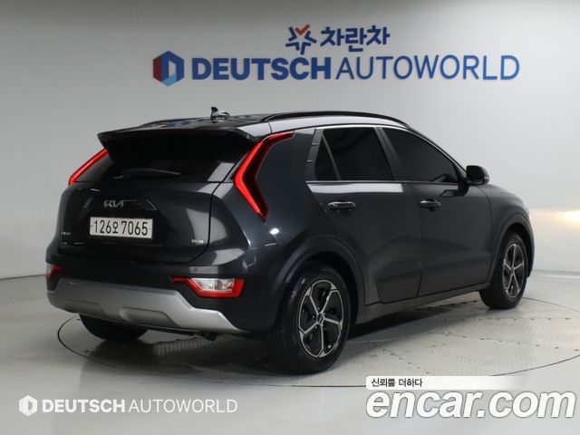 Kia Niro 2024 — photo 2