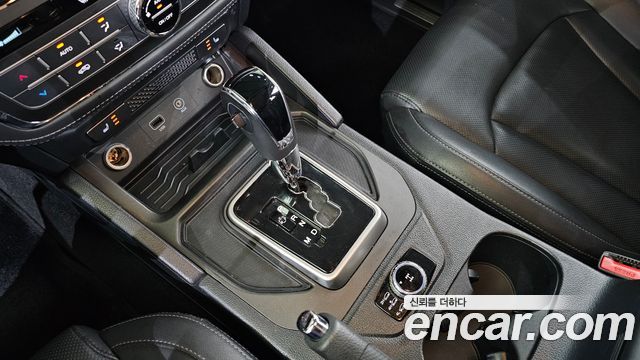 KG Mobility Rexton 2018 — photo 12