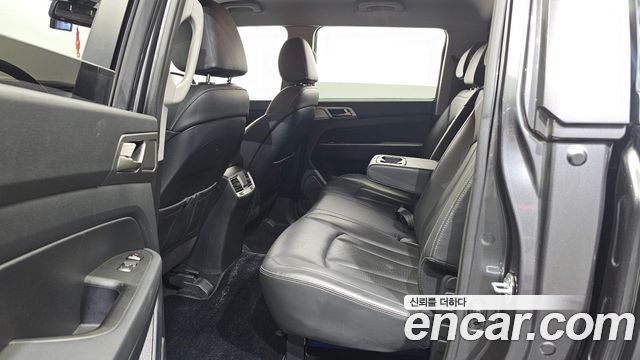 KG Mobility Rexton 2018 — photo 18