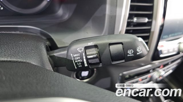 KG Mobility Rexton 2018 — photo 24