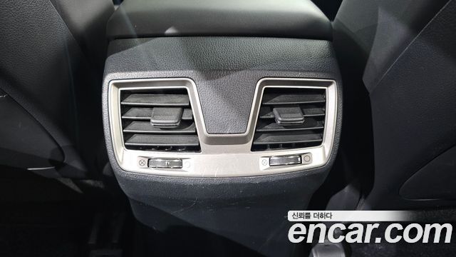 KG Mobility Rexton 2018 — photo 31