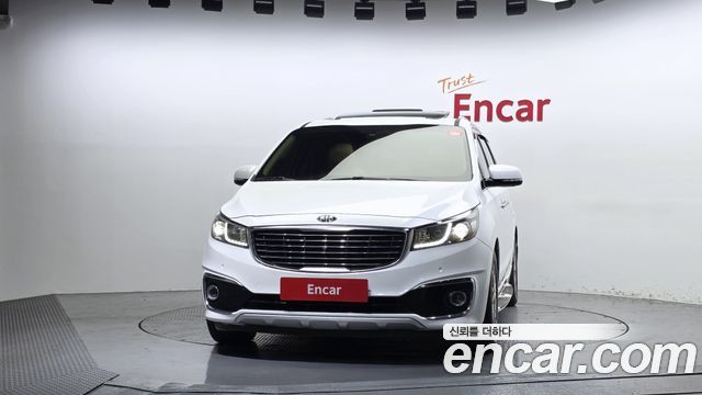 Kia Canival 2018 — photo 3