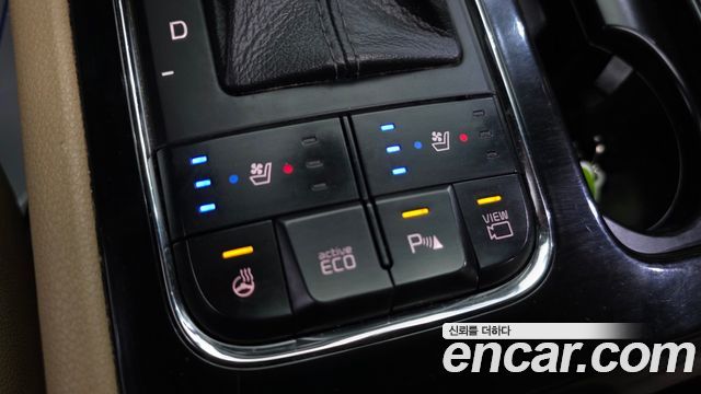 Kia Canival 2018 — photo 19