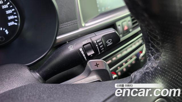 Kia K5 2016 — photo 26