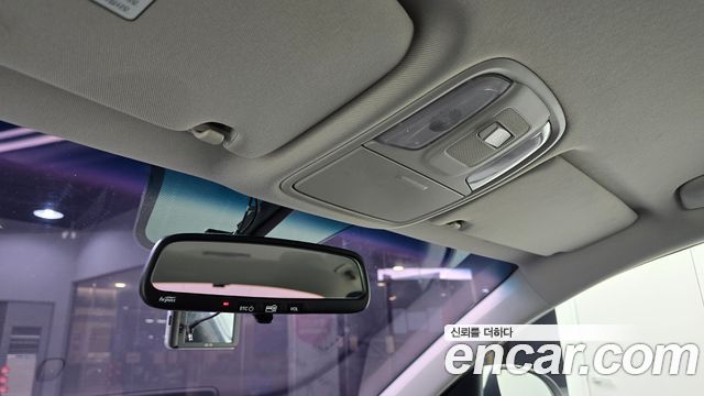 Kia K5 2016 — photo 28