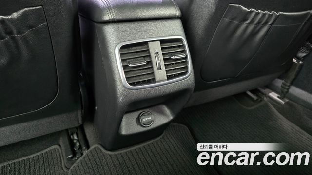 Kia K5 2016 — photo 29