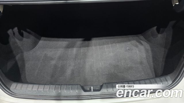Kia K5 2016 — photo 31