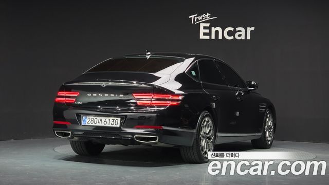 Genesis G80 2022 — photo 2